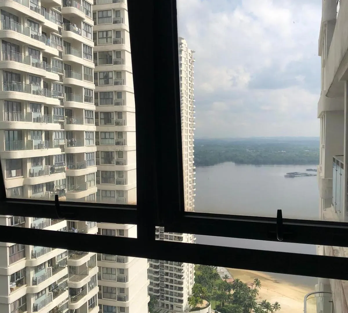 Beach, Shopping, Relax In Danga Bay, Johor Bahru 0*,  Malaysia